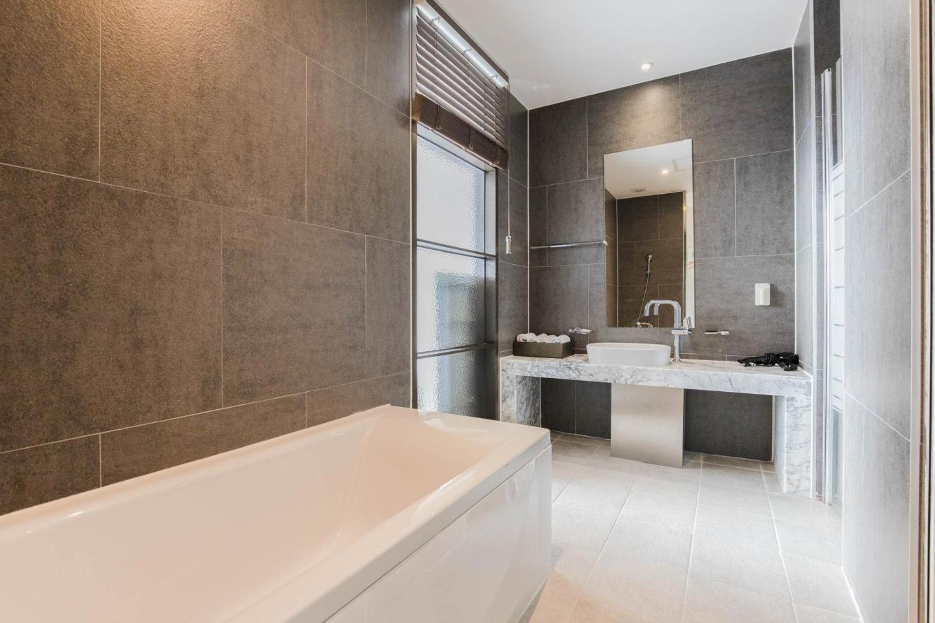 Incheon Blue Marine Hotel Bagian luar foto
