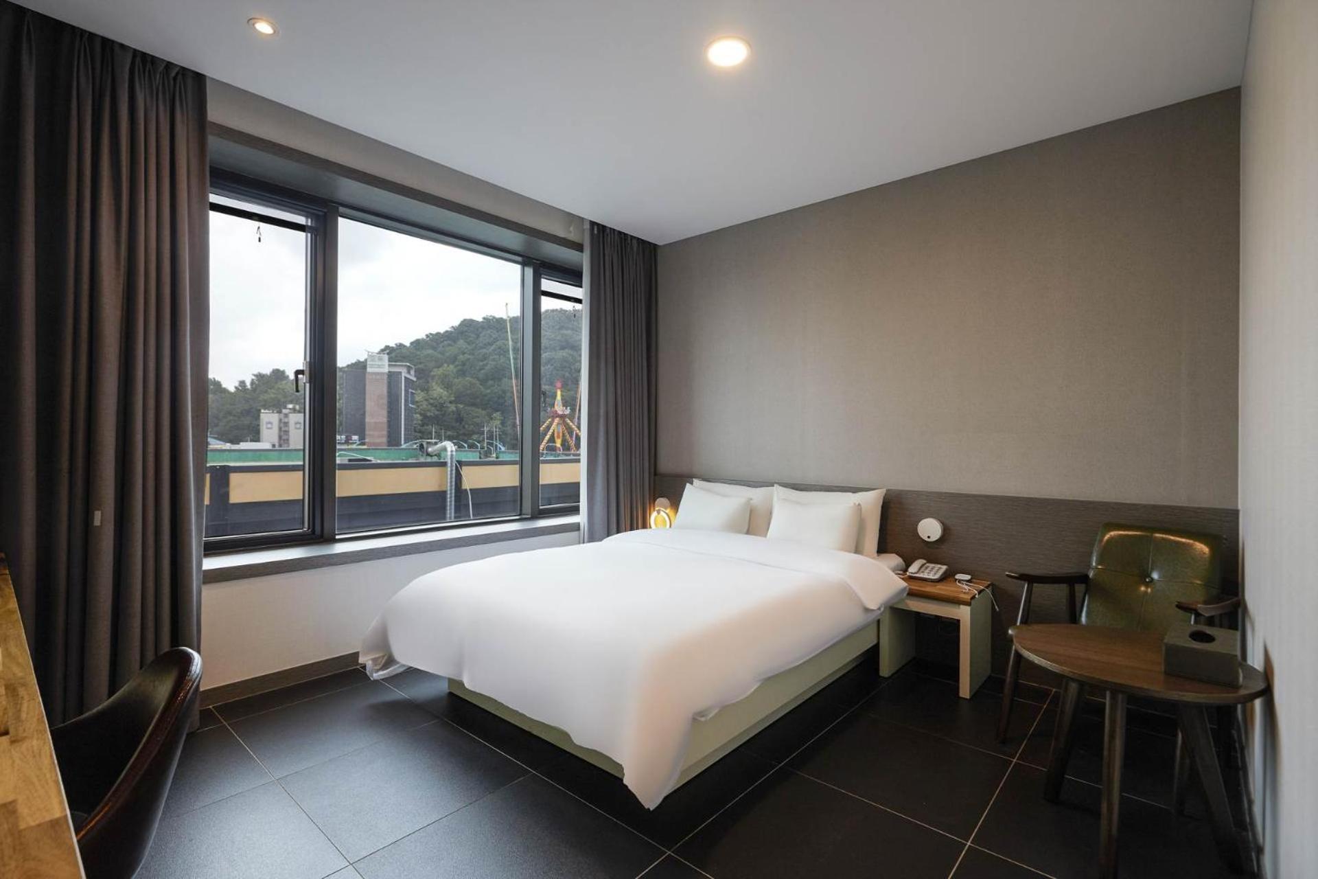 Incheon Blue Marine Hotel Bagian luar foto