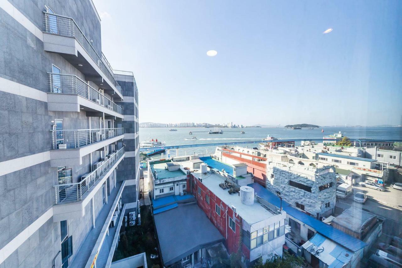 Incheon Blue Marine Hotel Bagian luar foto