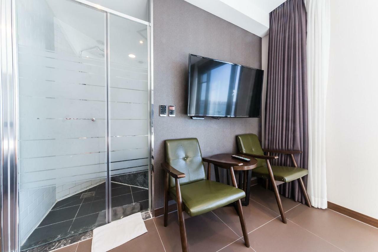 Incheon Blue Marine Hotel Bagian luar foto
